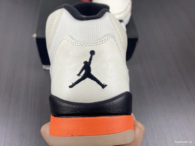 DC1060-100 Jordan Orange Retro 5 Total 0823